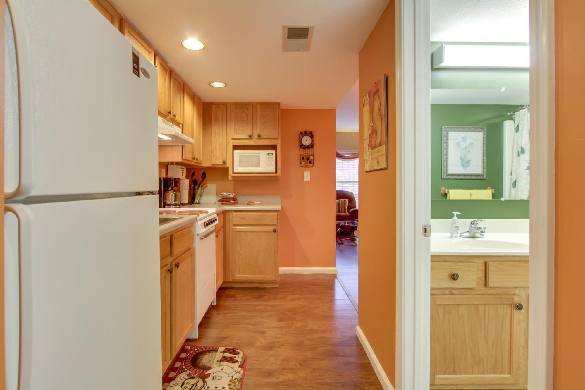 Parkway Condo About Walk To Island In Pigeon Forge! Exterior photo
